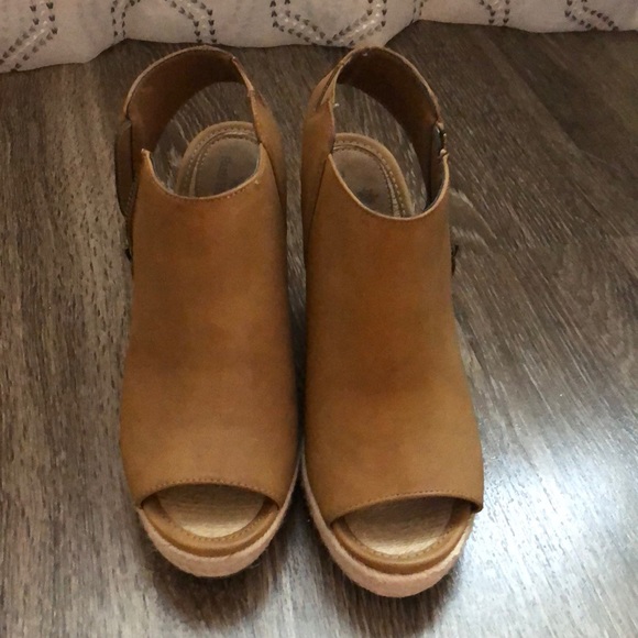 Wedges - Picture 2 of 3